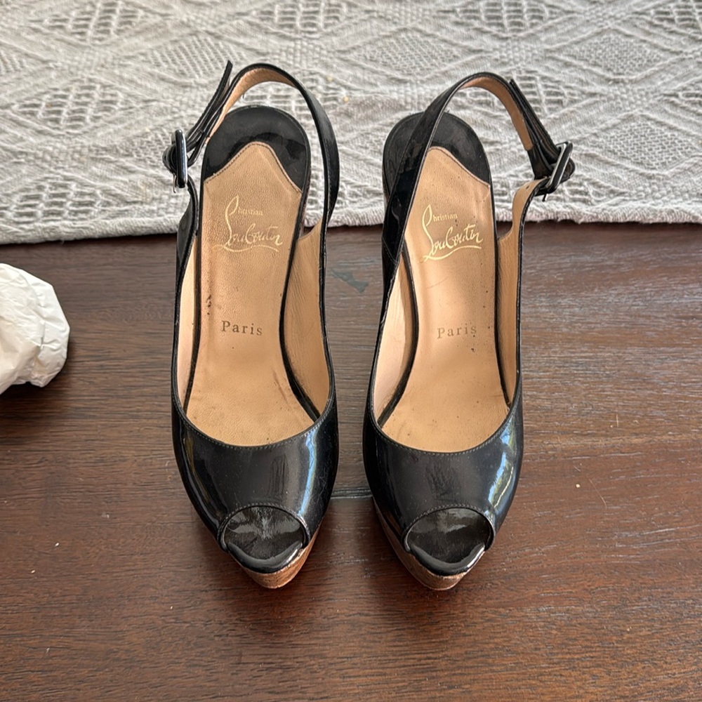 Christian Louboutin 37.5 wedges